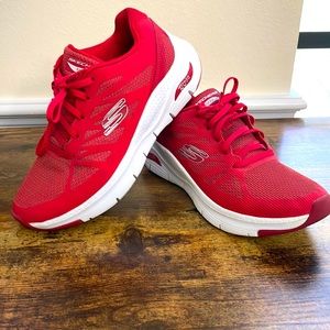Skechers Arch fit shoes